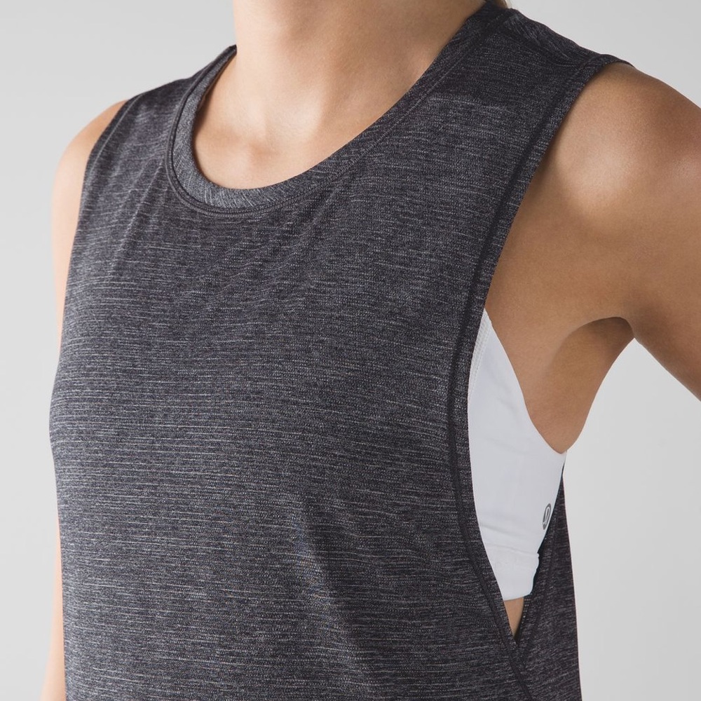 Lululemon In A Cinch Tank - Picture 4 of 6